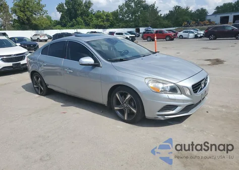 2012 Volvo S60 T6 из США, поврежденный, VIN YV1902FH4C2110441